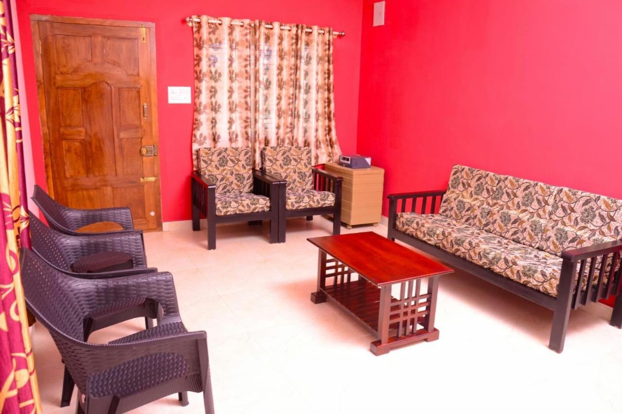 מדיקרי Coorg Girinivas Homestay 102 מראה חיצוני תמונה