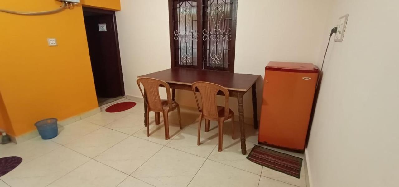 מדיקרי Coorg Girinivas Homestay 102 מראה חיצוני תמונה